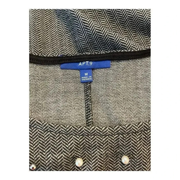 Apt. 9 Women’s Medium Gray Pearl Embellished Shift Dress With Front Pockets - Picture 4 of 4